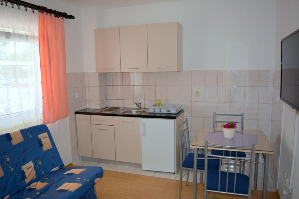 Ana Lovetovo Vodice Exterior foto